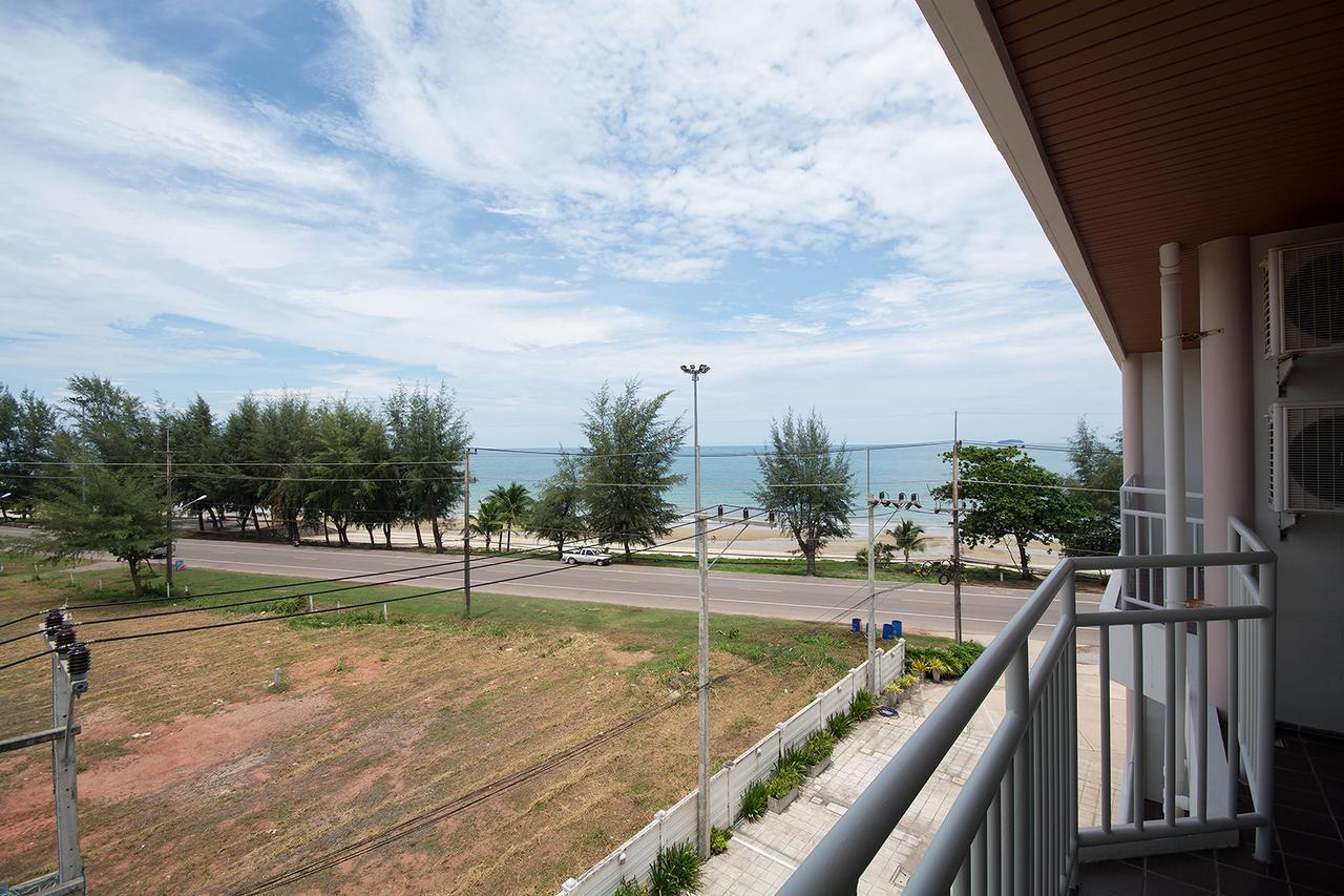 Grand Beach Condo B404 By Malai Klaeng Luaran gambar